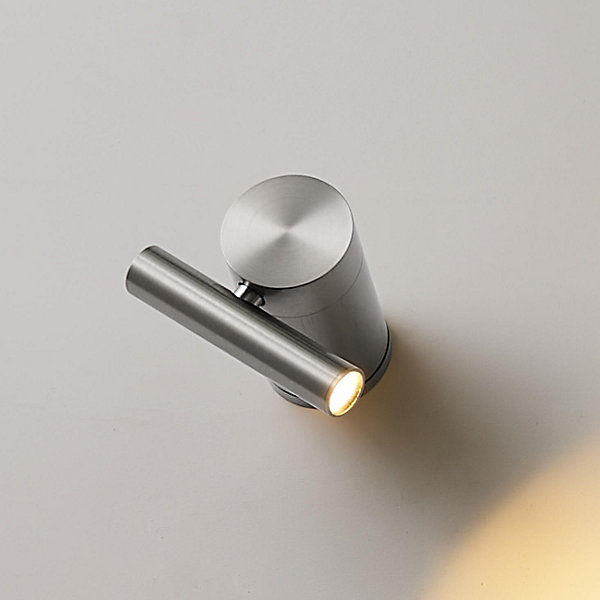 Applique liseuse orientable et dimmable design chromé - Isévia