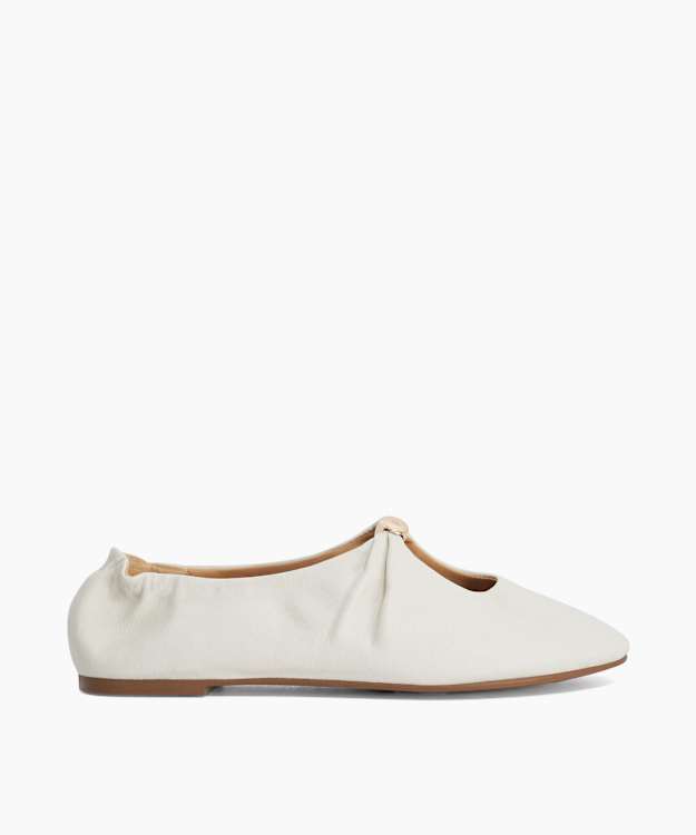 Havella White - Ruched White Leather Ballet Flats