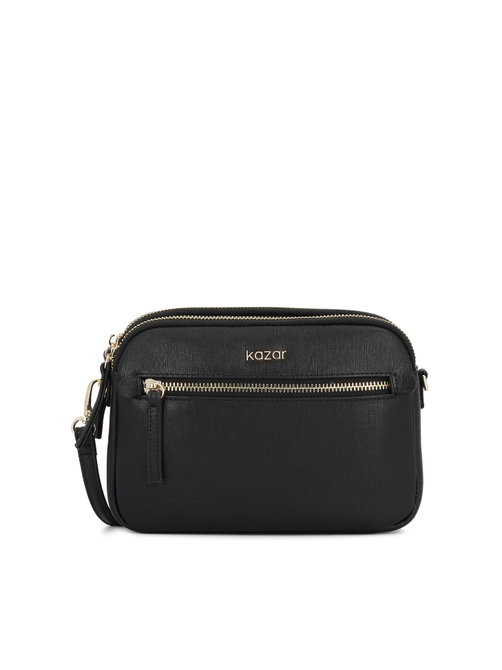 Small handbag with zipper pocket