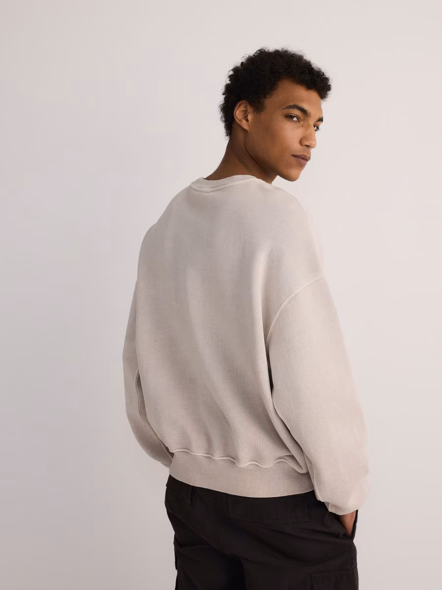 Plain Oversized Sweatshirt