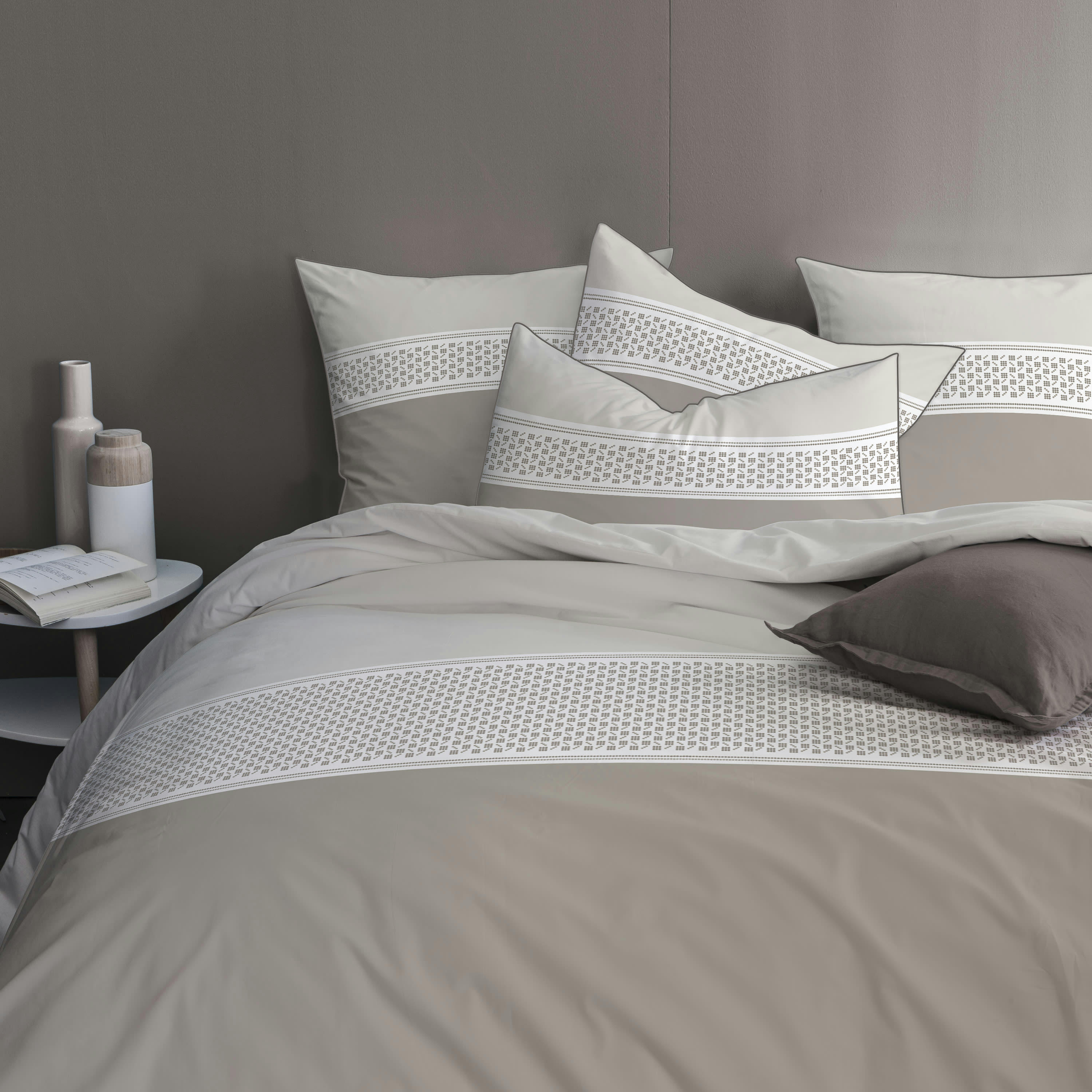 ESPRIT DOMINO - Parure de lit imprimée en coton Taupe 240x220+2x65x65cm