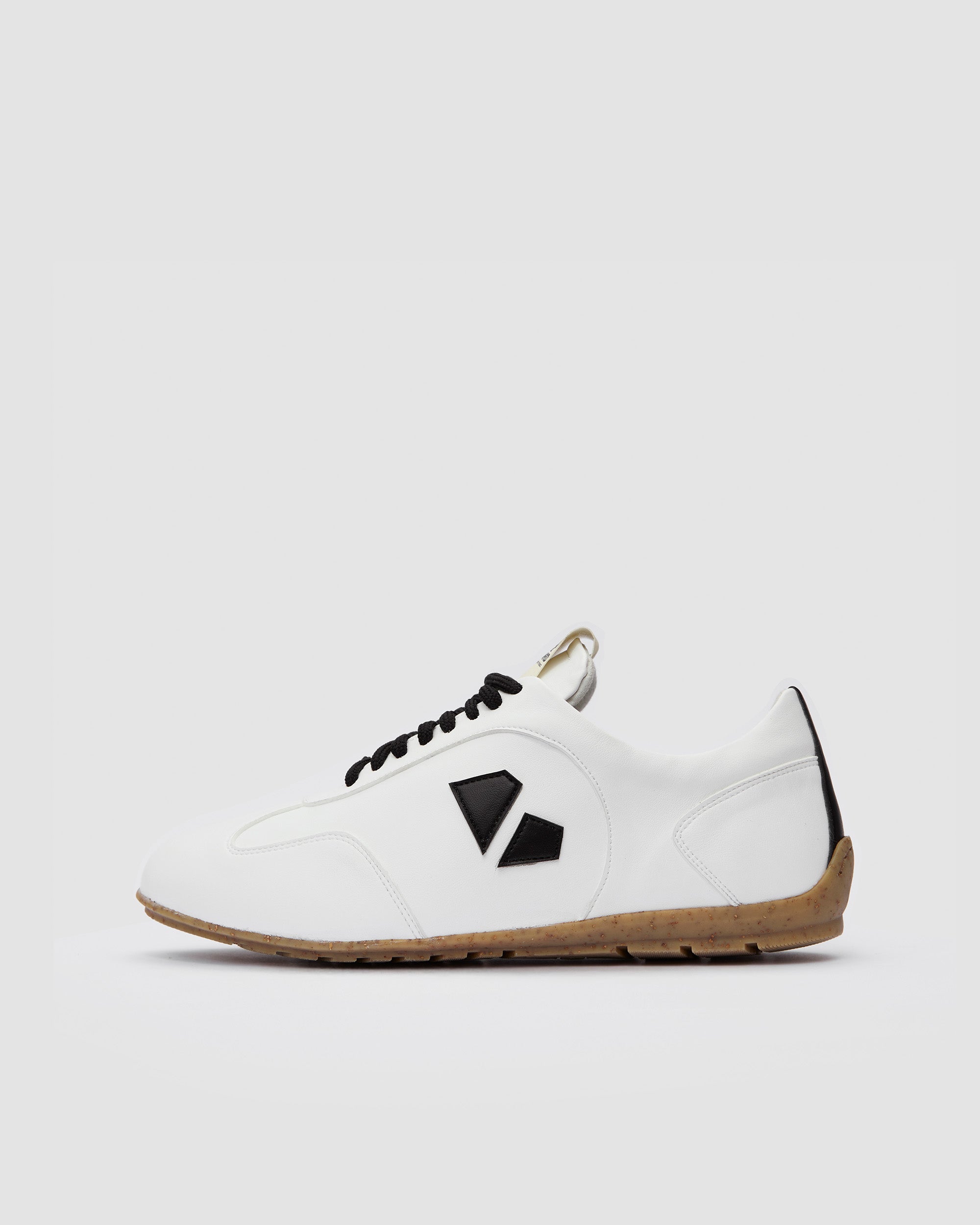 BOHEMA - Racer Sneakers Białe, ze skóry roślinnej, polska rodzinna marka - outlet