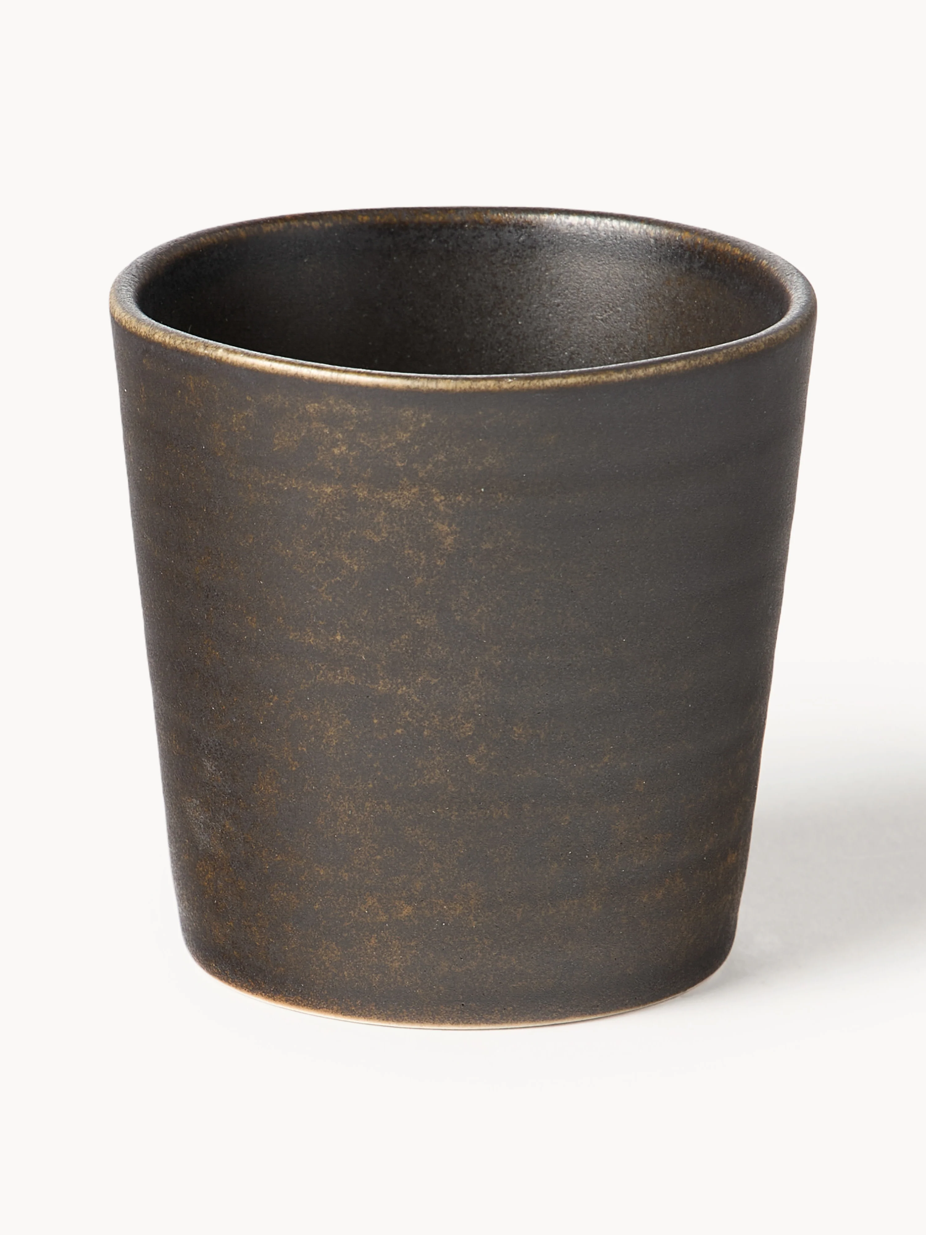 Becher Kumi