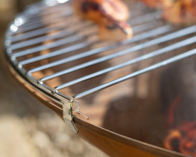 Kala Rustic Fire Pit with Half Grill