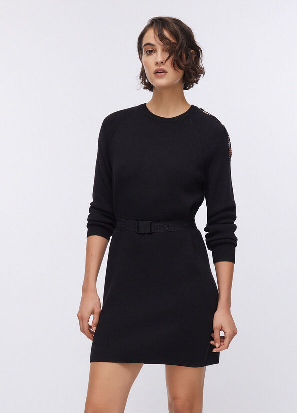 Abito in maglia con cut-out