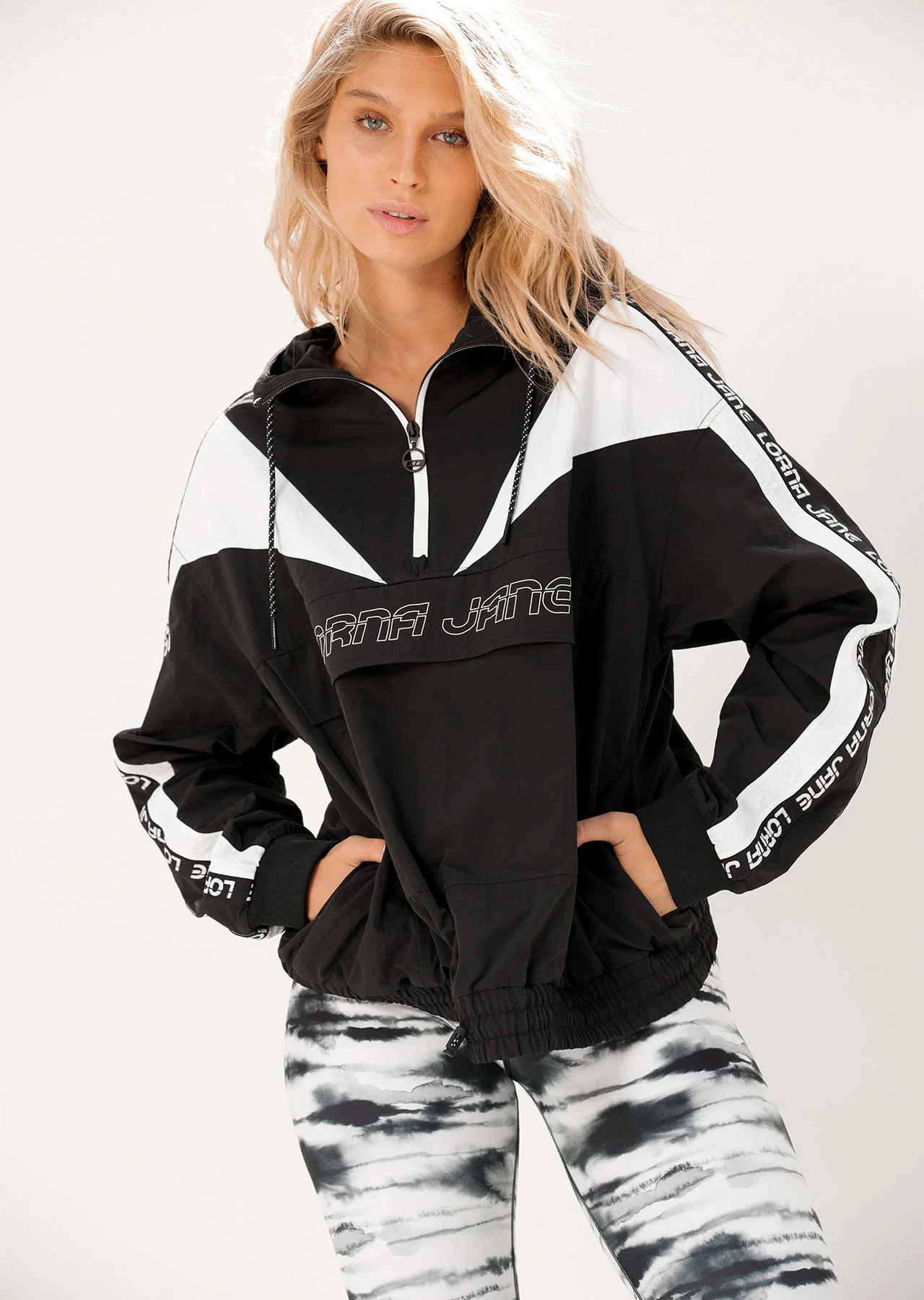 Attitude Track Jumper