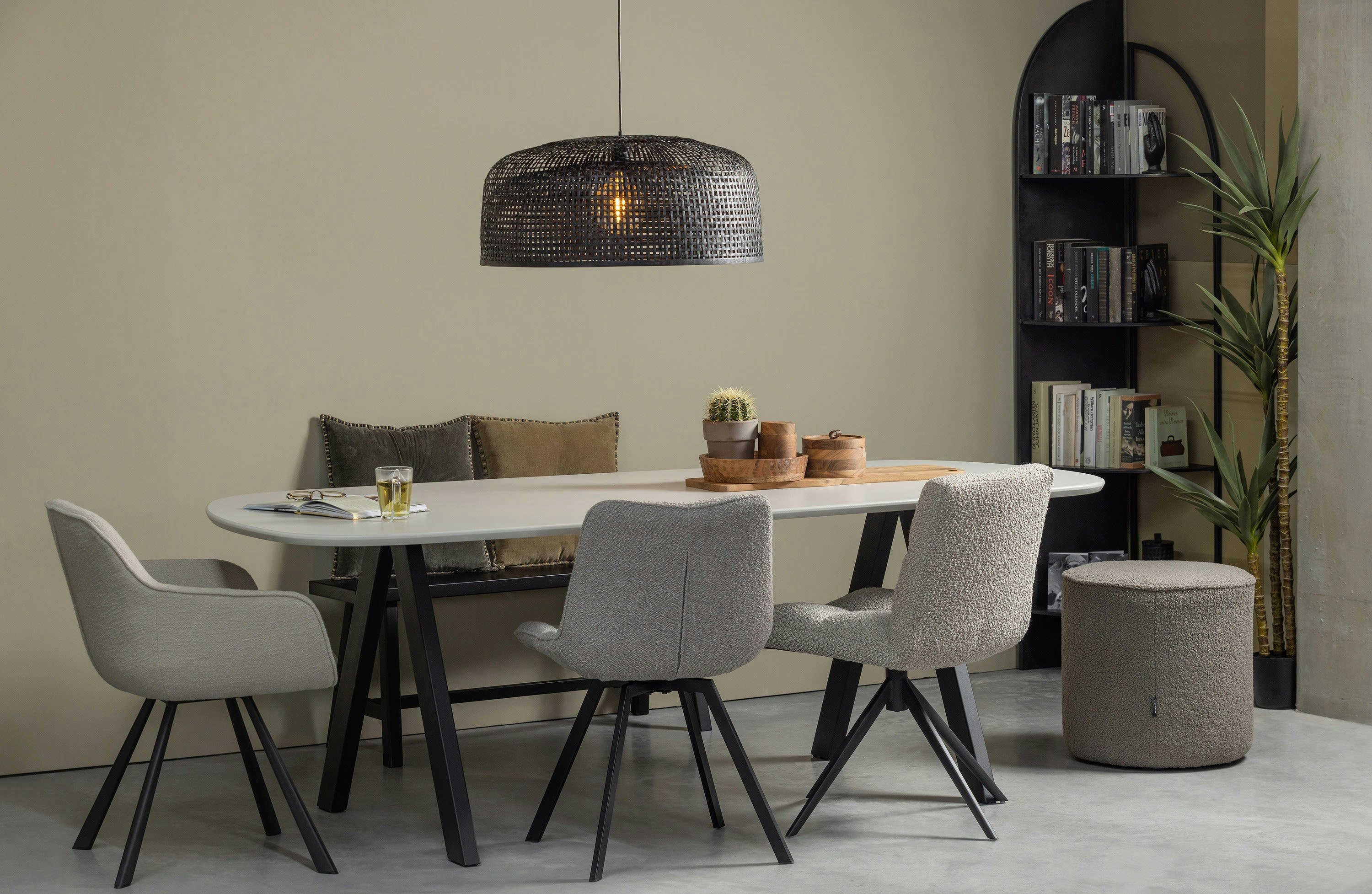 IMME - Banc en bois noir