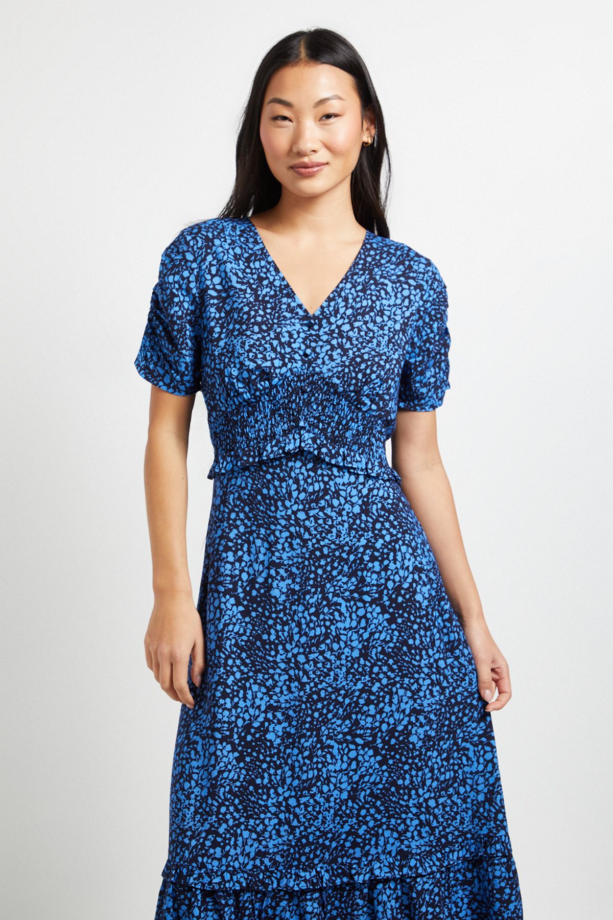 Dorothy Perkins Petite Shirred Empire Waist Midi Dress