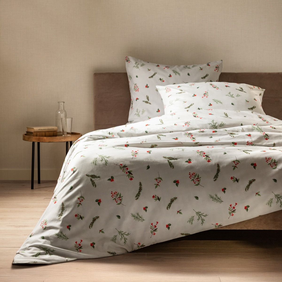 Pościel NATALE oliwkowa w świąteczny nadruk 220x200cm   2 x 70x80cm