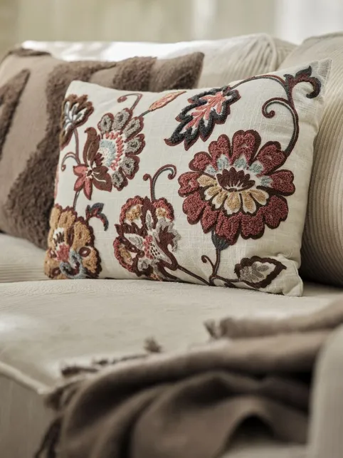 Pyntepude TULIPAN 35x50 beige