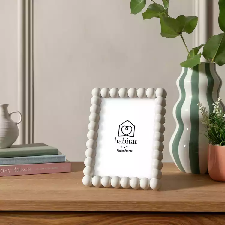 Habitat Bobble White Picture Frame - 5x7"
