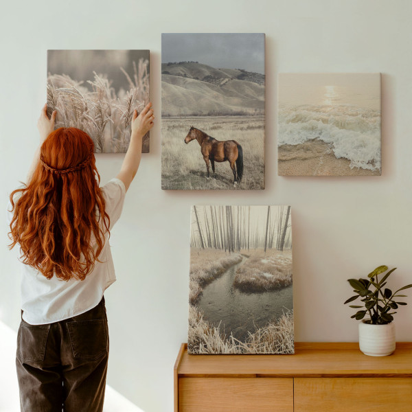Obraz canvas 4 częściowy Konie morze trawy |40x40, 40x60| Wallfluent
