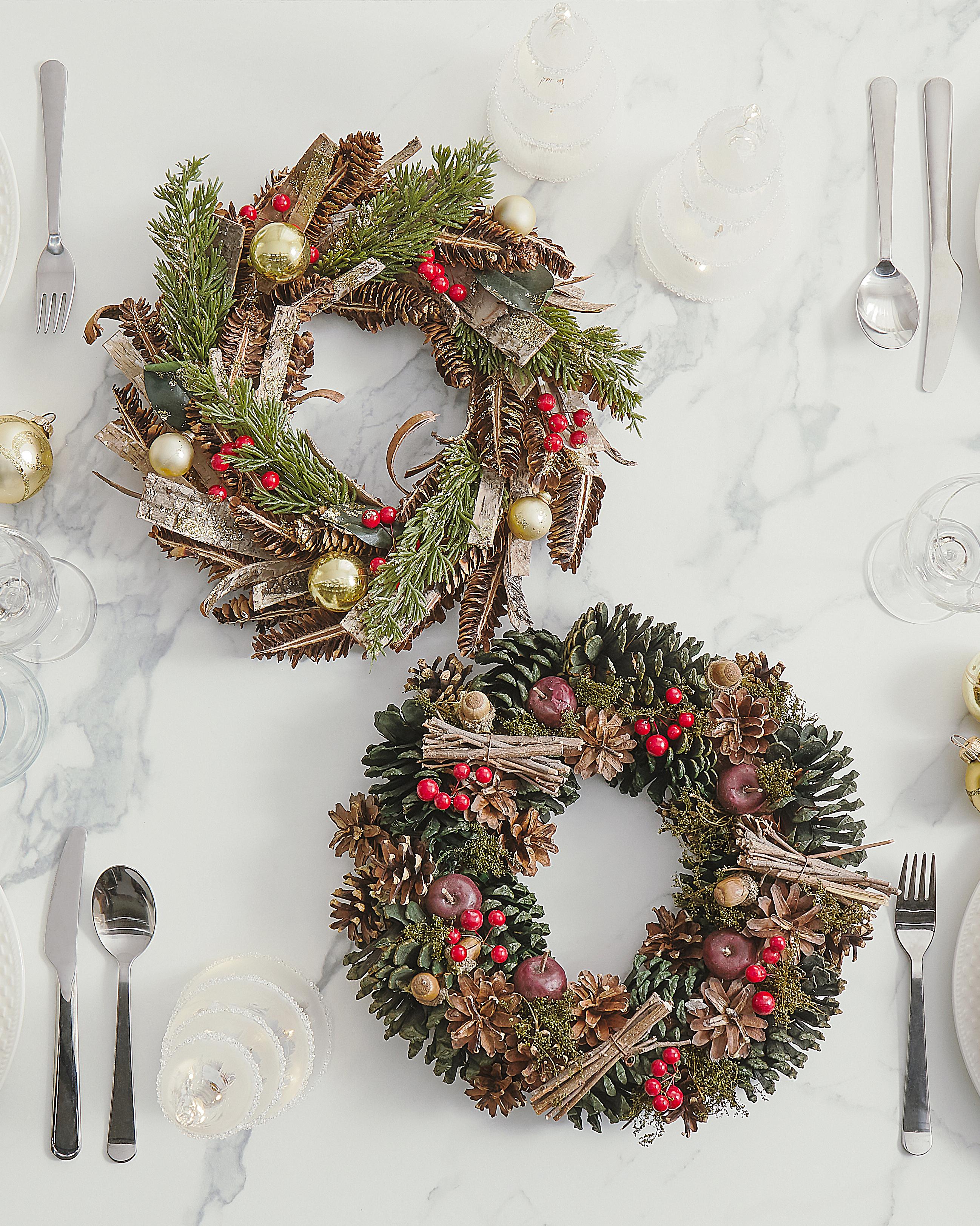 Christmas Wreath NURMES Green 35 cm