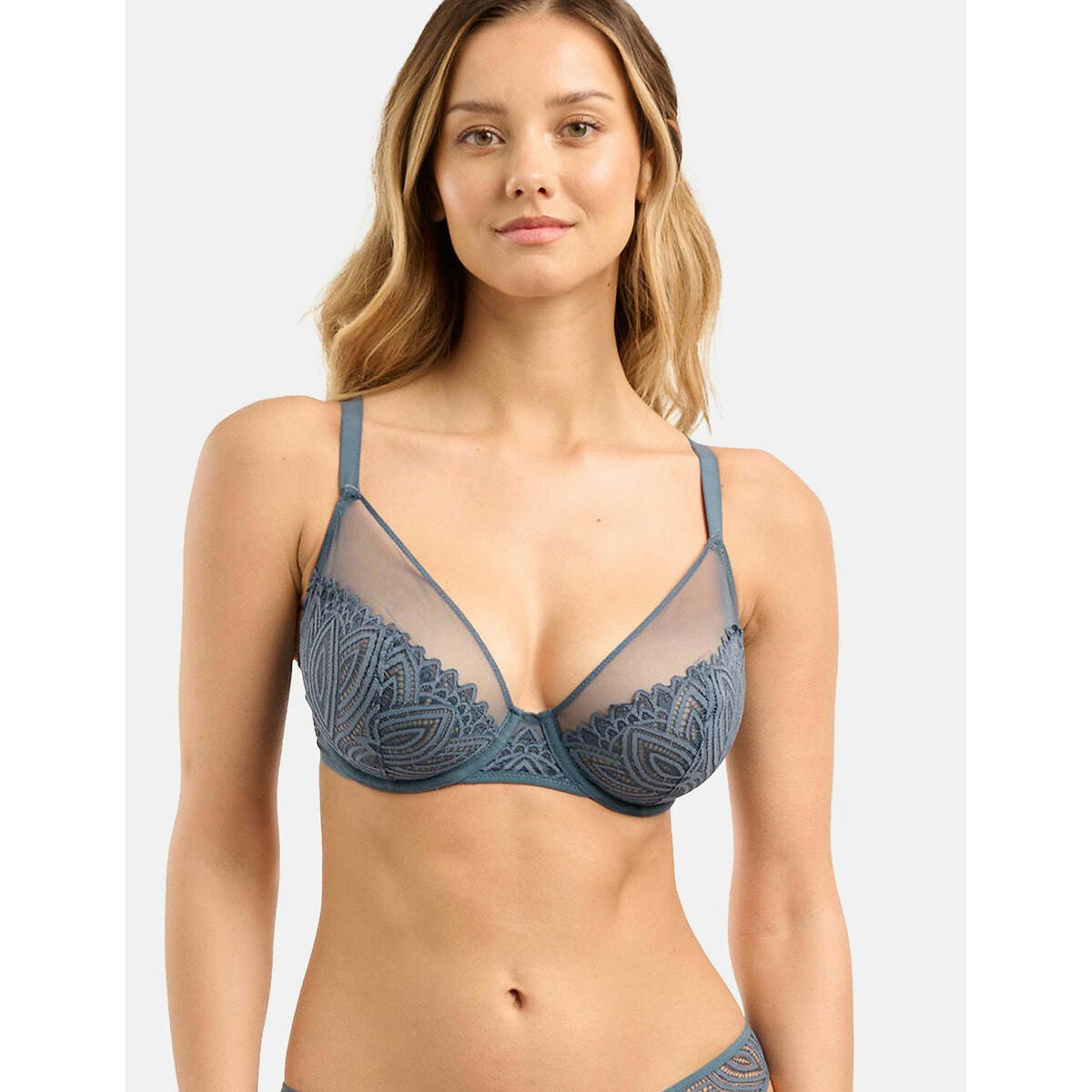 Soutien gorge emboîtant en dentelle
