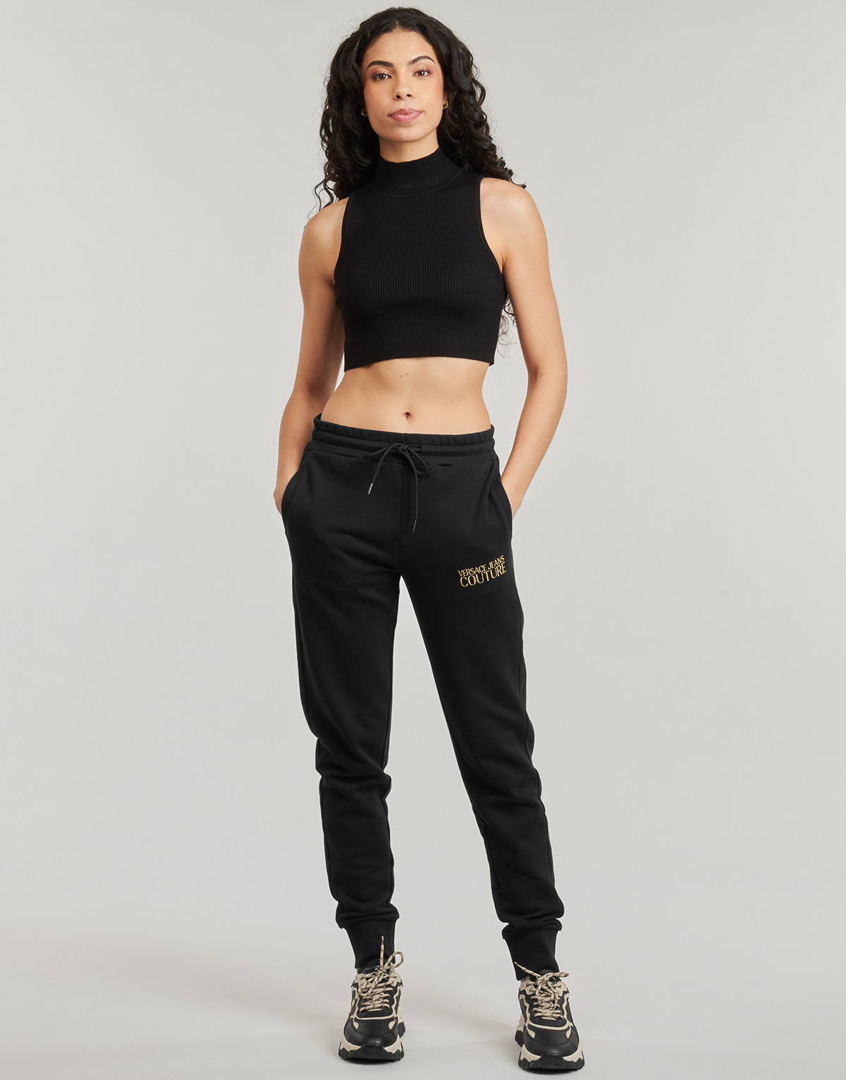 Versace Jeans Couture - 78HAAT06 - Black / Gold