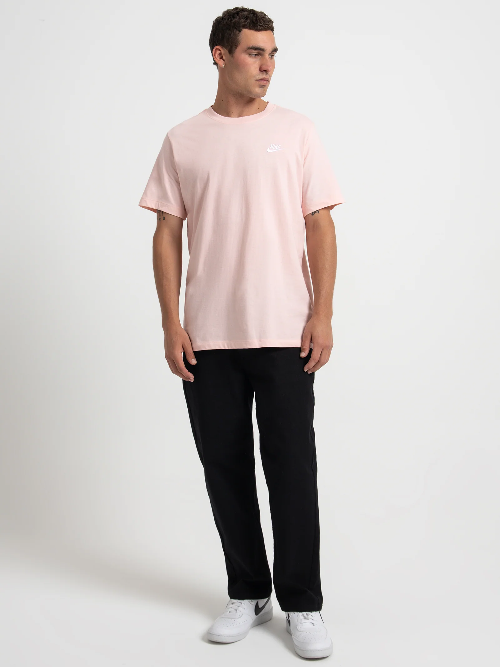 Sportswear Club T-Shirt