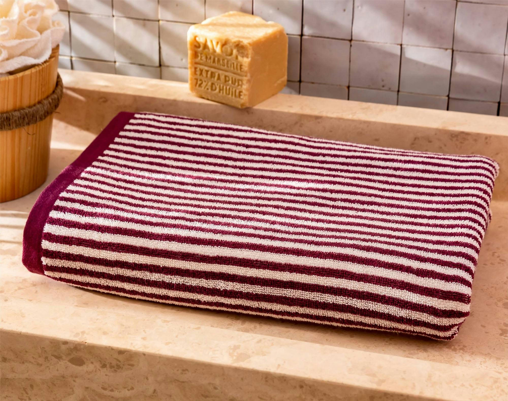 CHARLIE - Serviette de toilette 50x90 violet aubergine en coton 450 g/m²