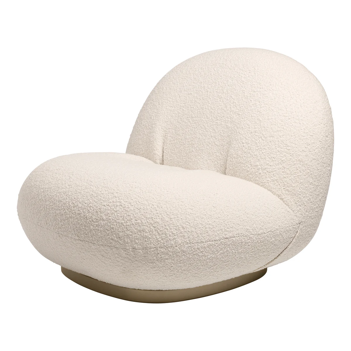 Gubi - Pacha Lounge Chair, perlgold / créme (Karakorum 001 QS), drehbar