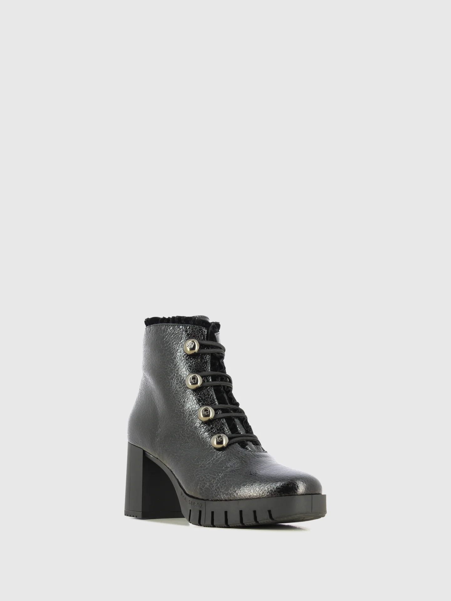 Botins com Fecho em Preto