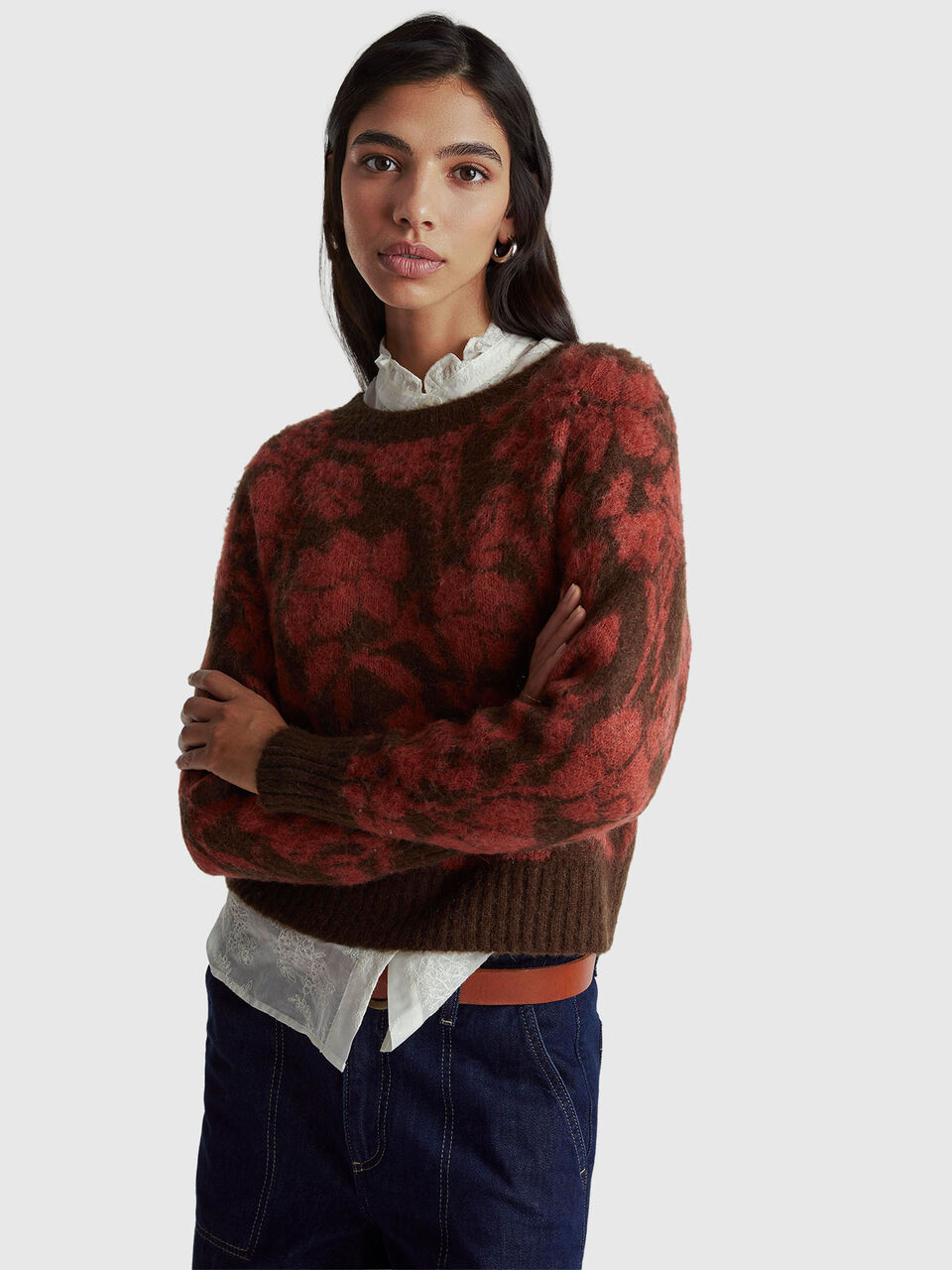 Sweater with floral pattern