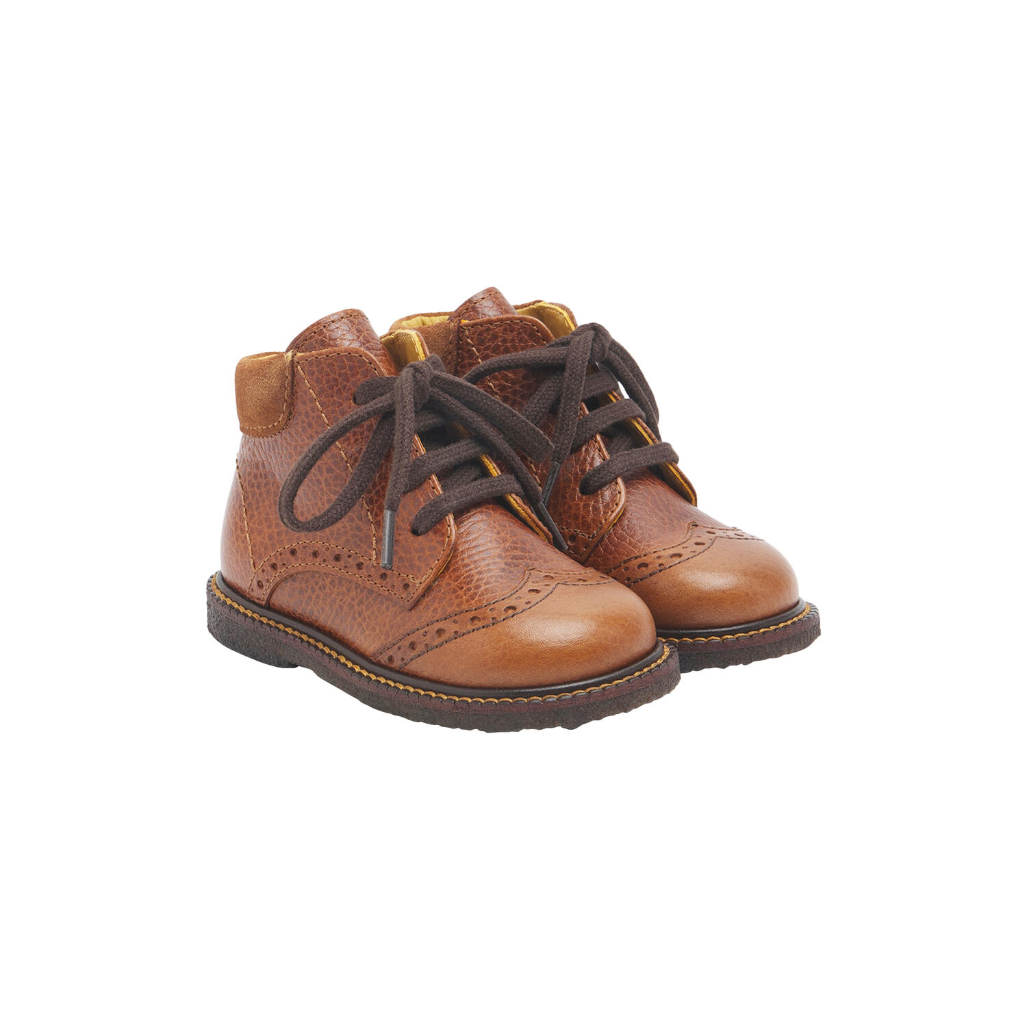 Klassisk snøresko med brogue detaljer, cognac