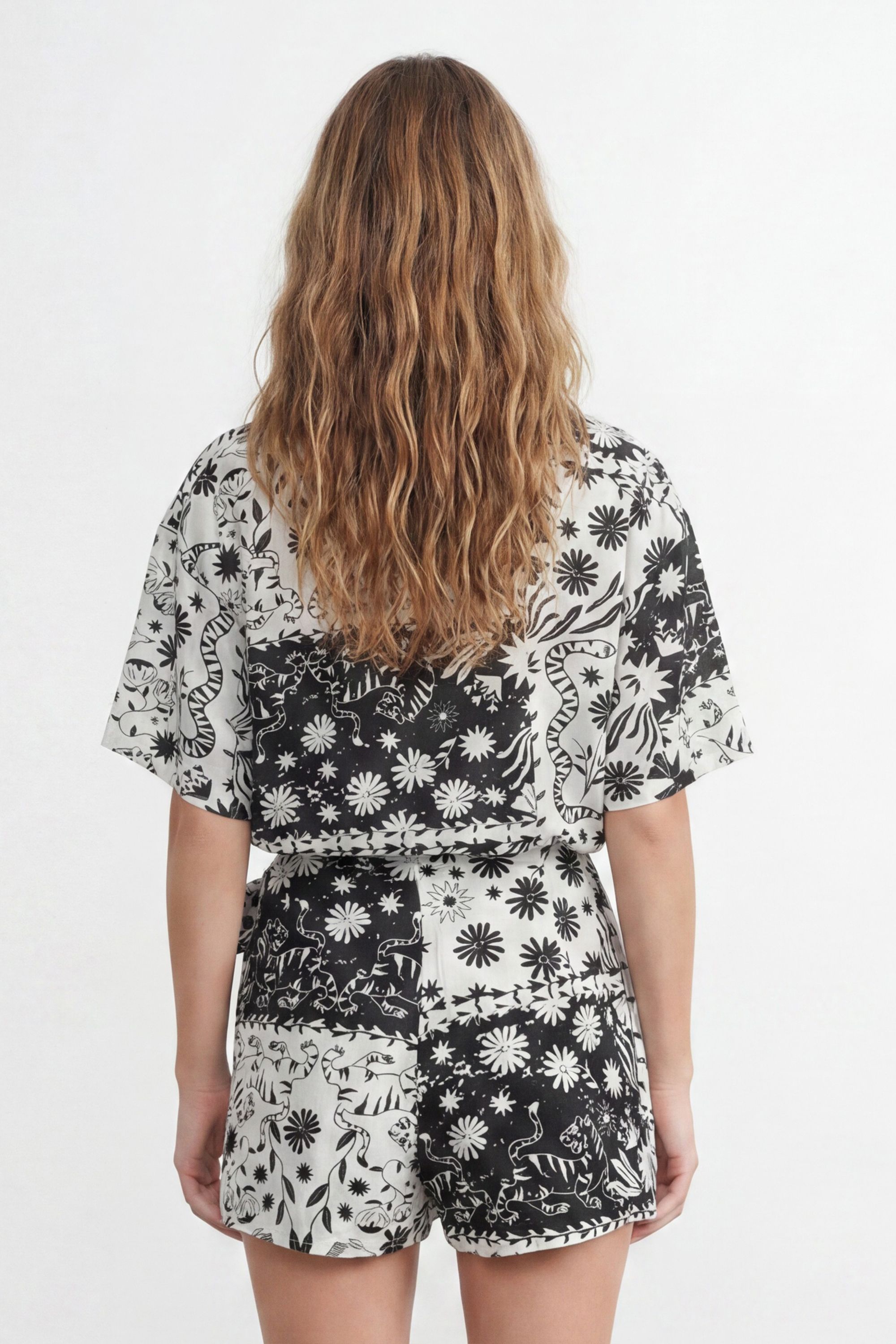 Warehouse Mono Scarf Print Short