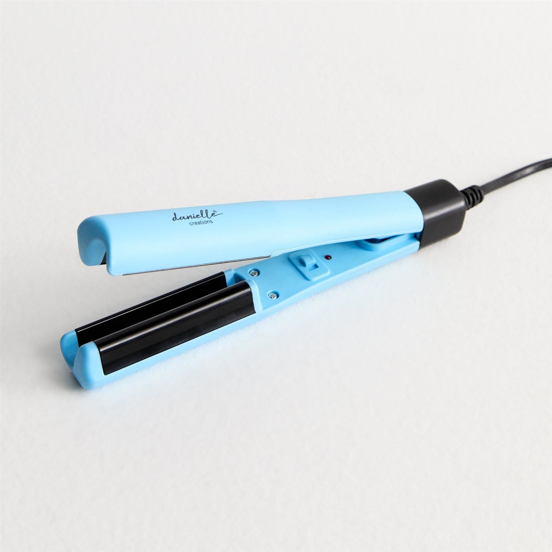 Danielle Creations Mini Travel Hair Waver