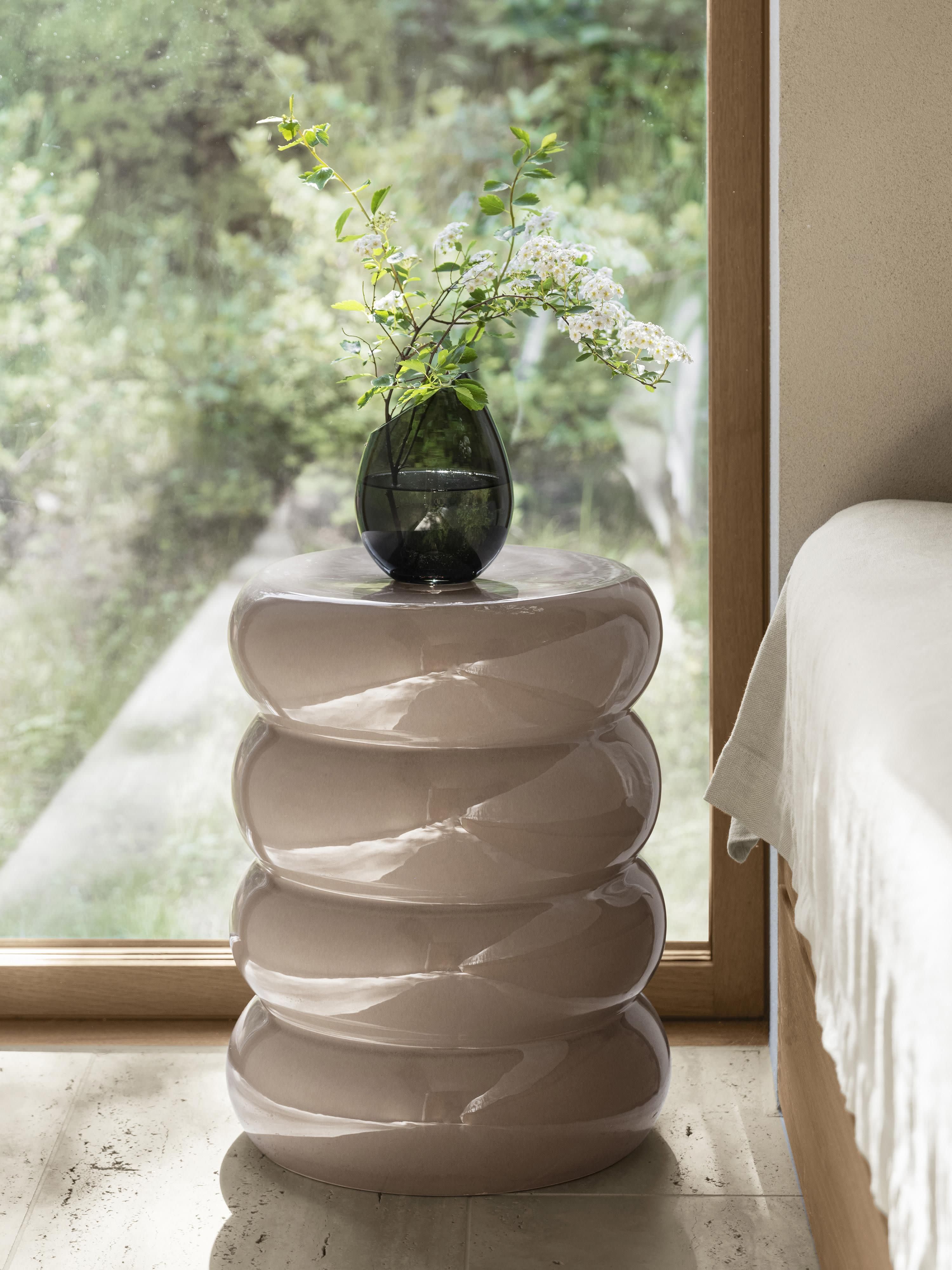 Hocker Toru aus Keramik