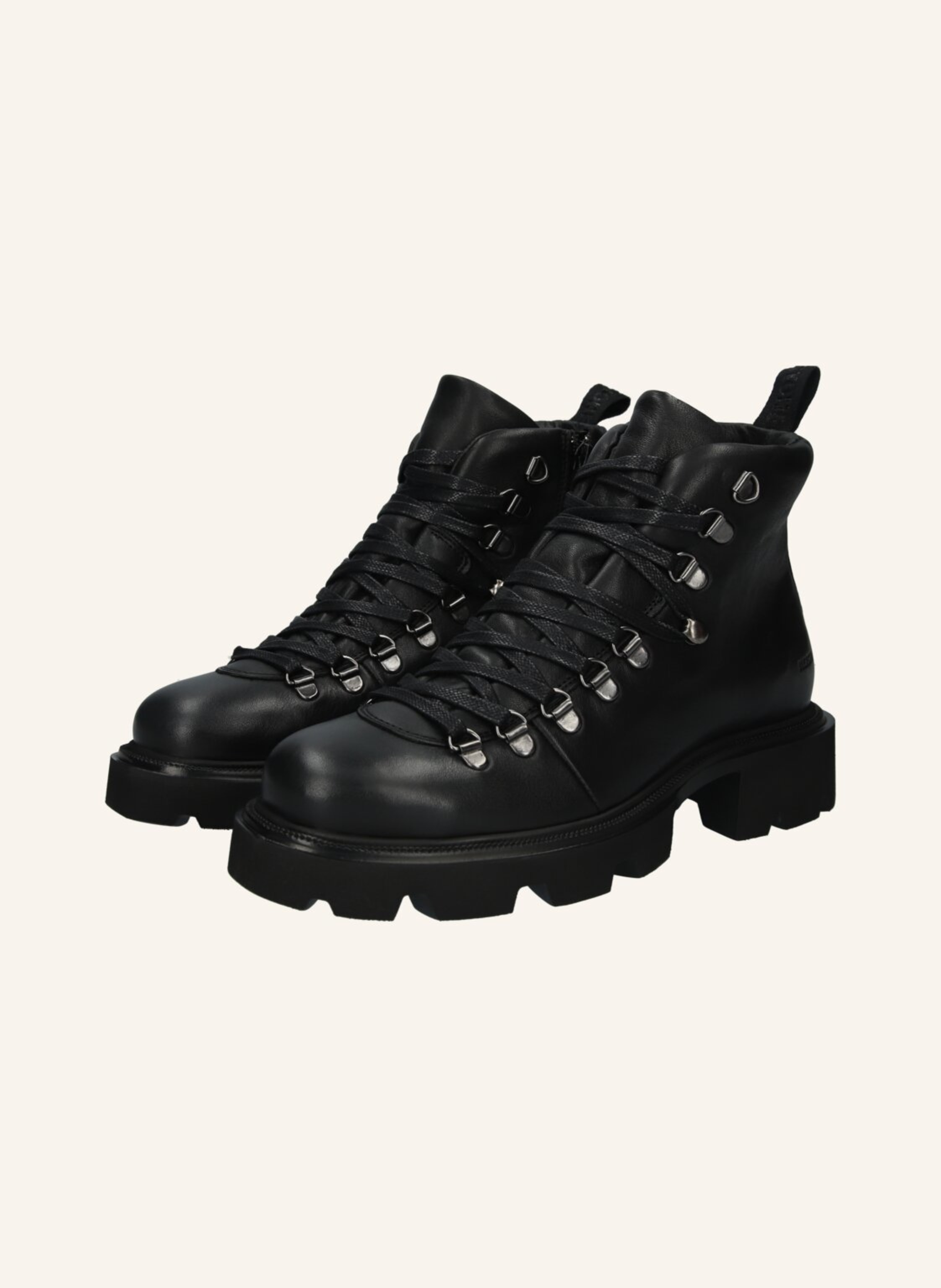 BLACKSTONE Lace-ups