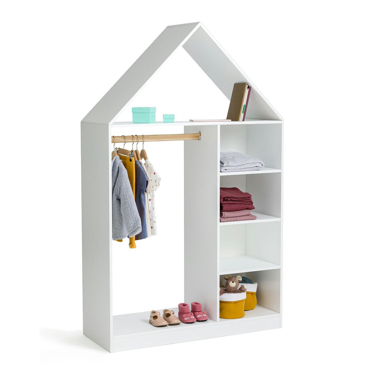 Armoire, Kalie