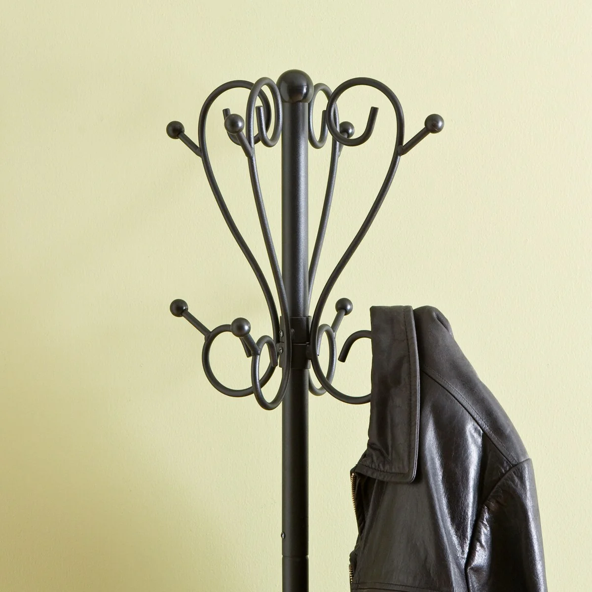 Gracewood Hollow Dagney 69-inch Coat Rack