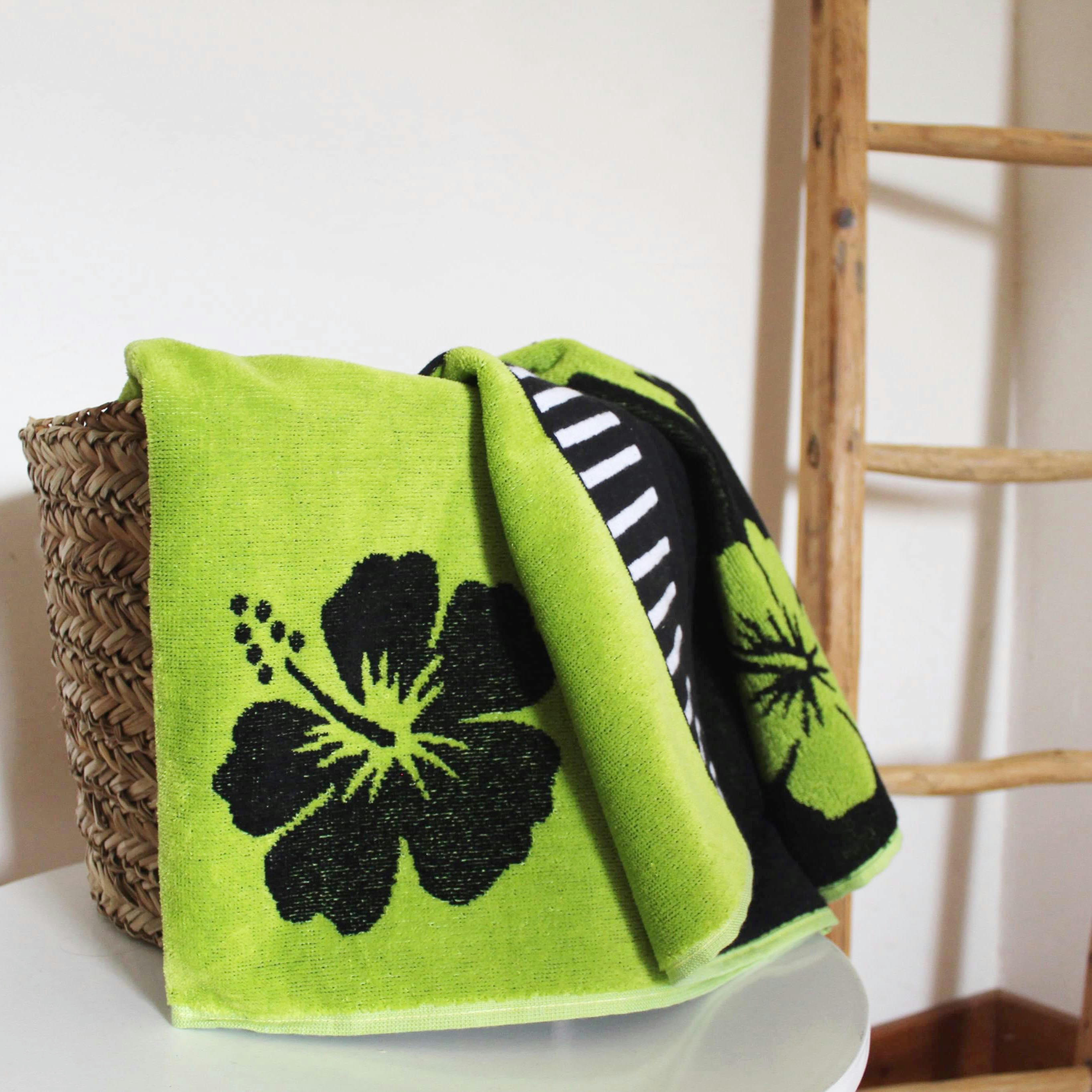 PLAGE - Serviette de plage éponge velours verte zurka 86 x 160