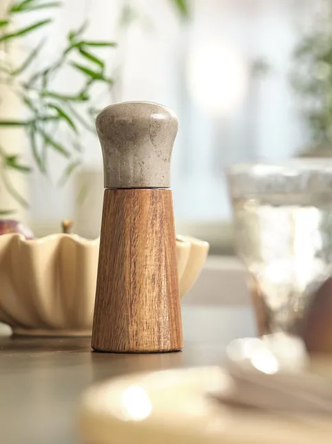 Salt- og peberkværn UNO Ø6xH15cm