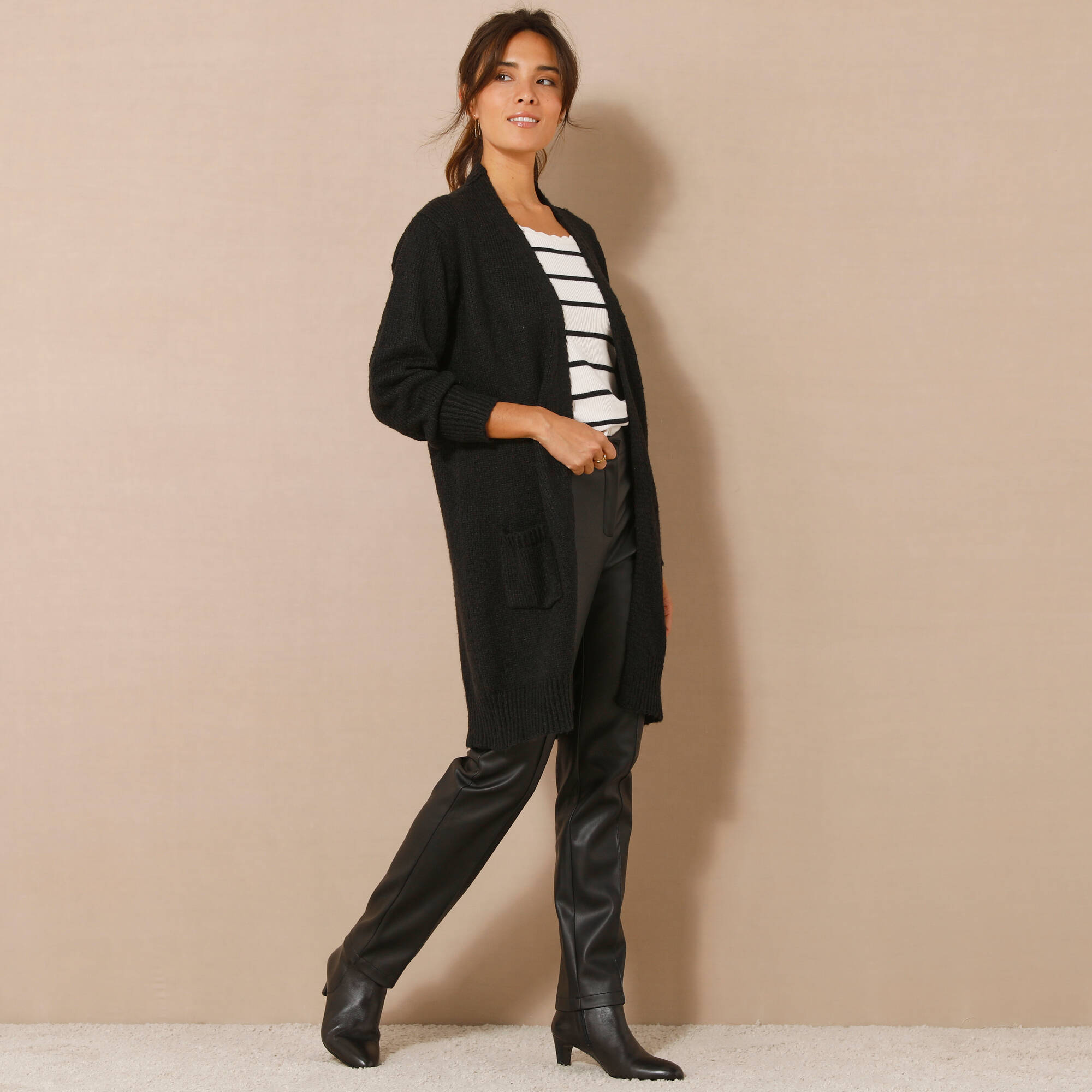 Gilet long porter ouvert, col V