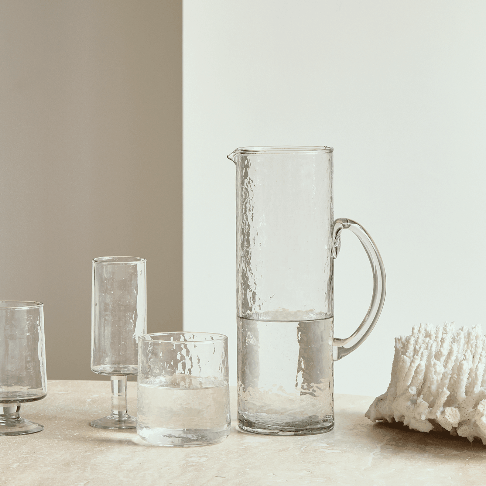 Urban Nature Culture Kan Hammered Transparent - Ø 15 * 9 * 26.5 CM