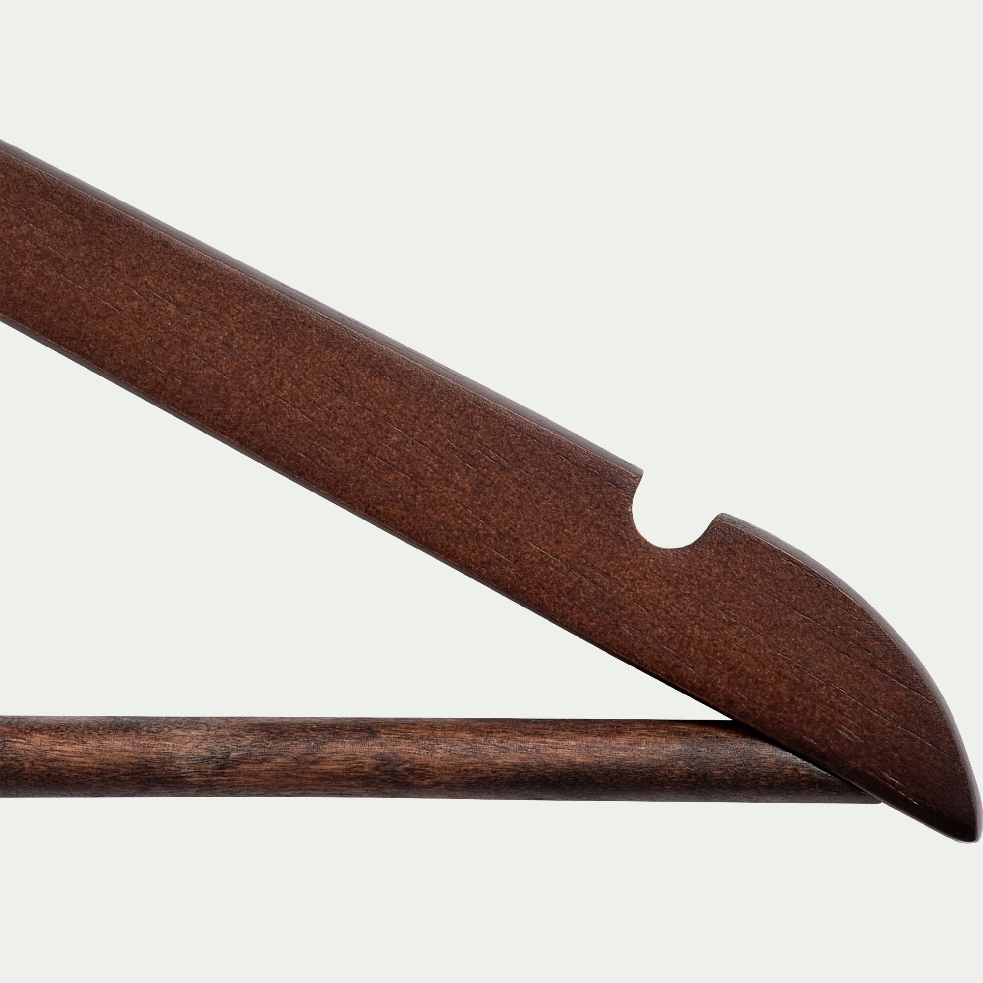 TAO - Lot de 5 cintres en bois - marron