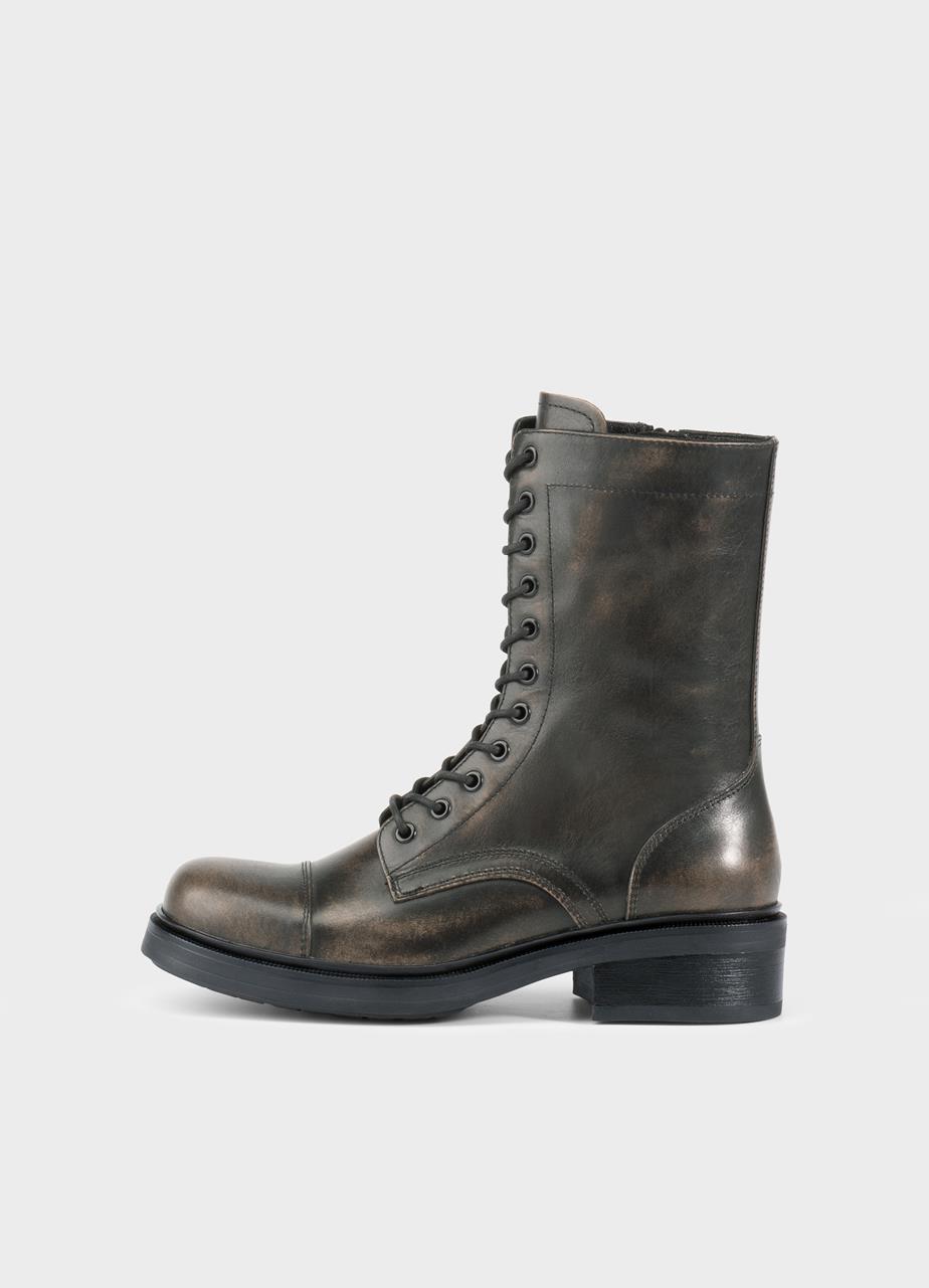 Karlie Boots
