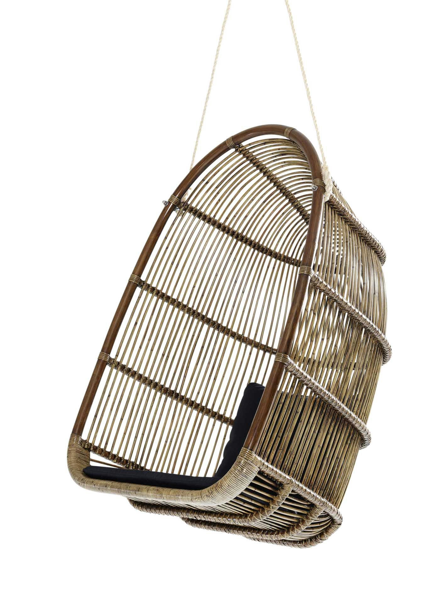 RENOIR - Fauteuil suspendu en rotin antique