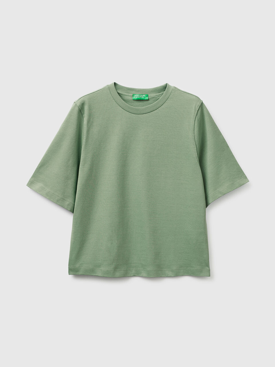 100% cotton boxy fit t-shirt