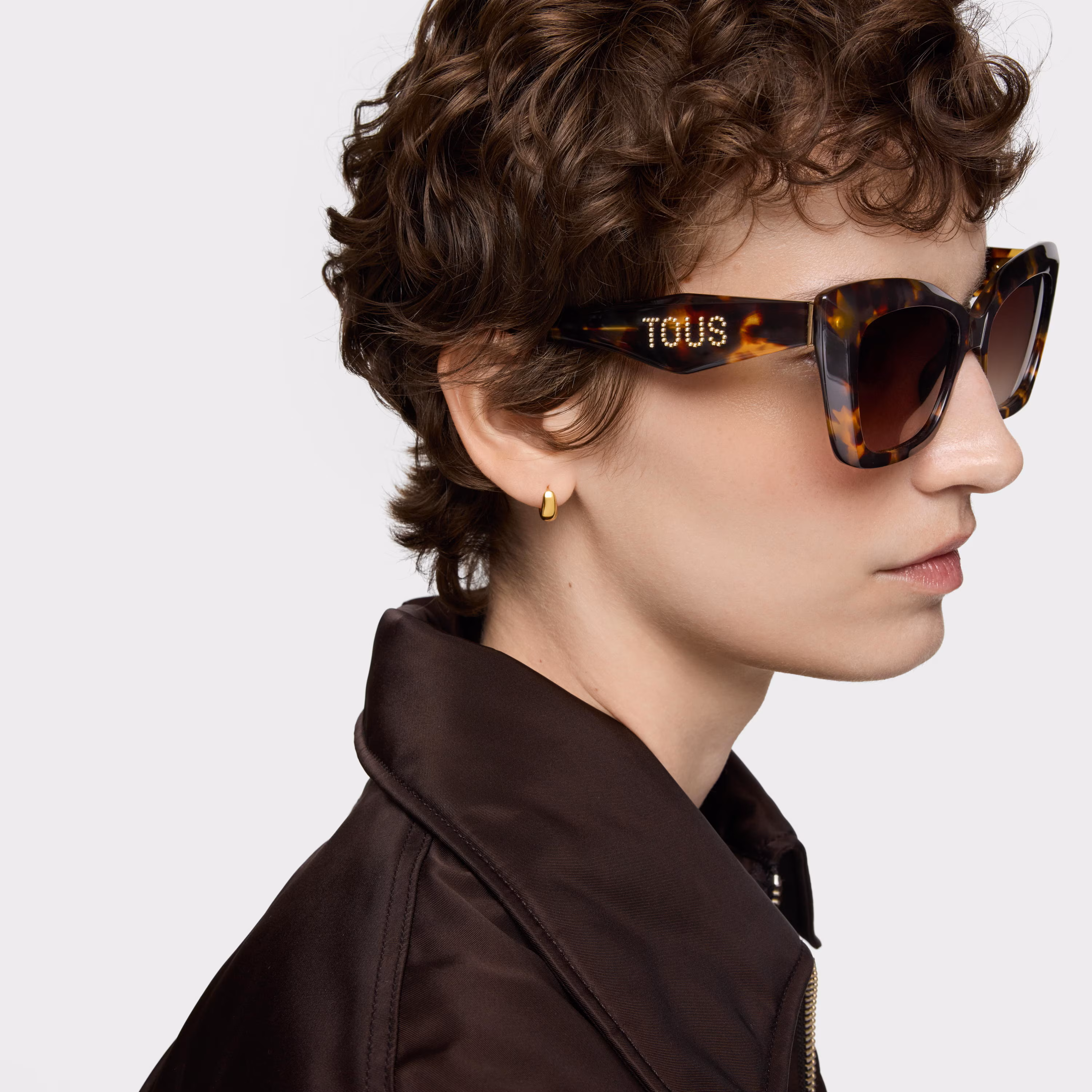 Gafas de sol en color havana Faceted Logo