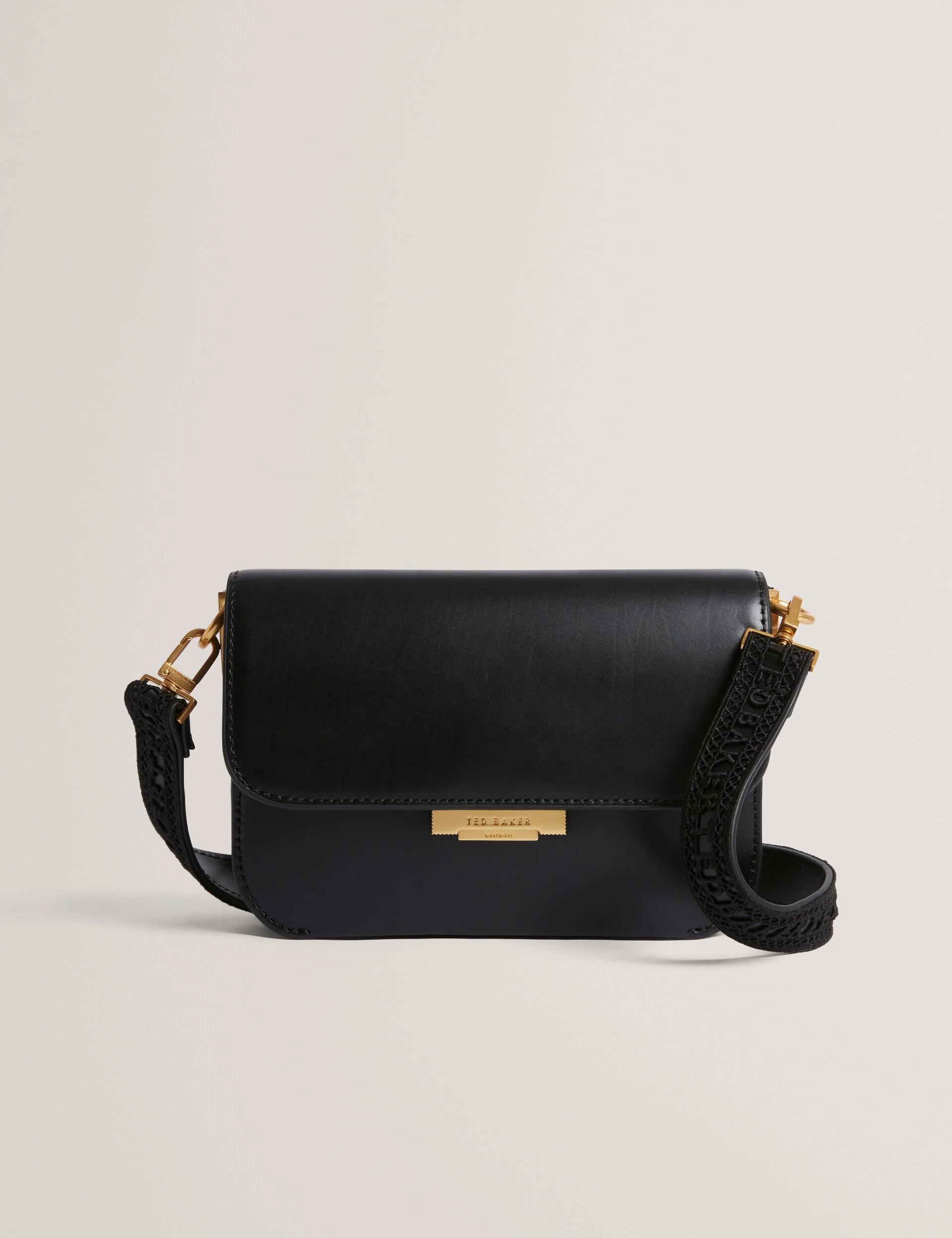 KKASA | BLACK