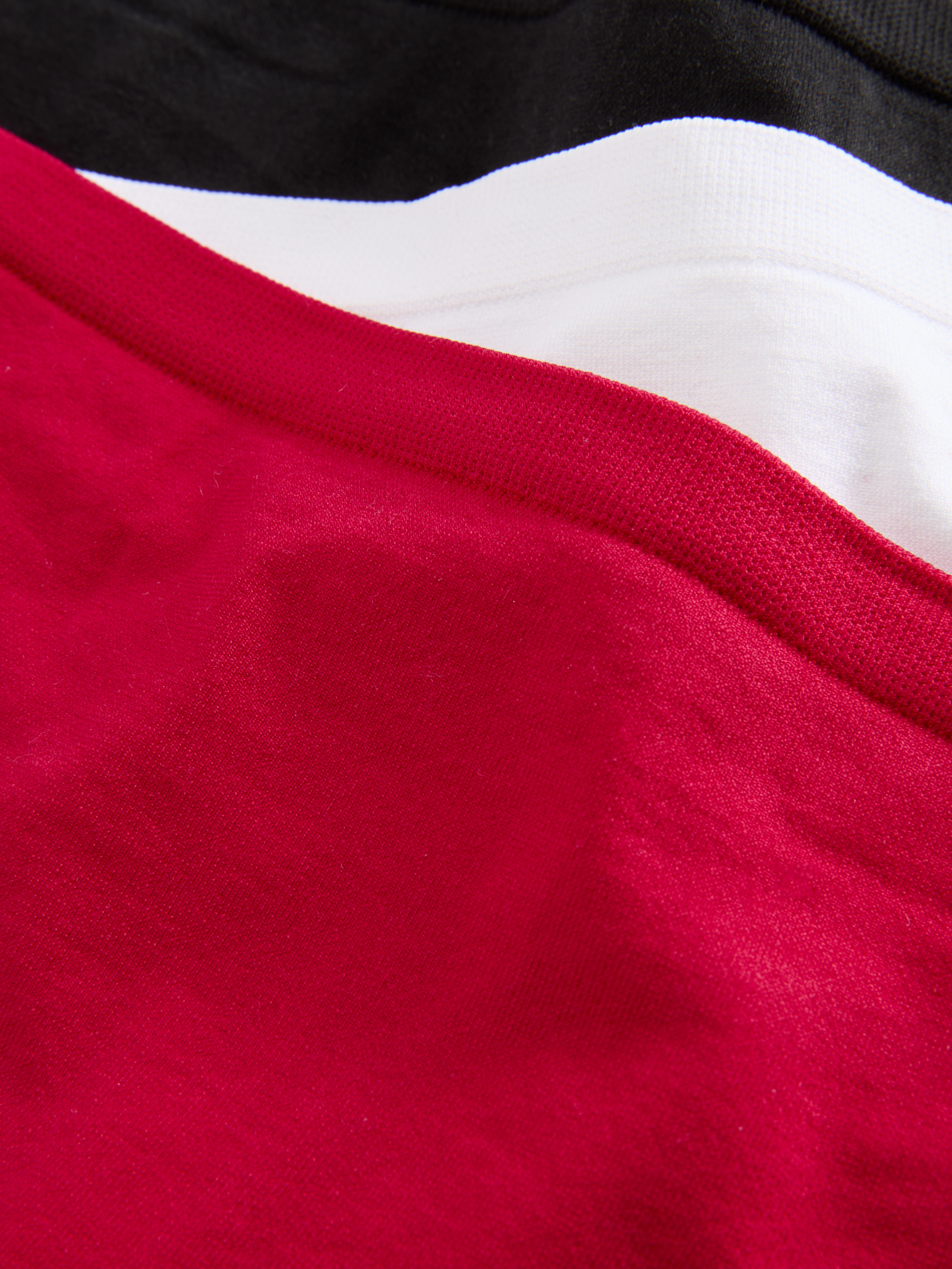 3-Pack Seamless Thongs