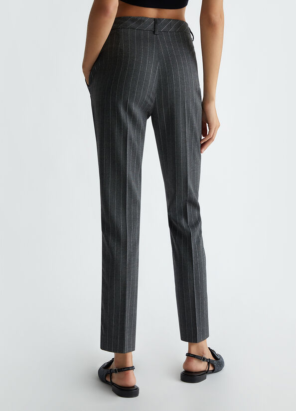 Pantaloni chino gessati