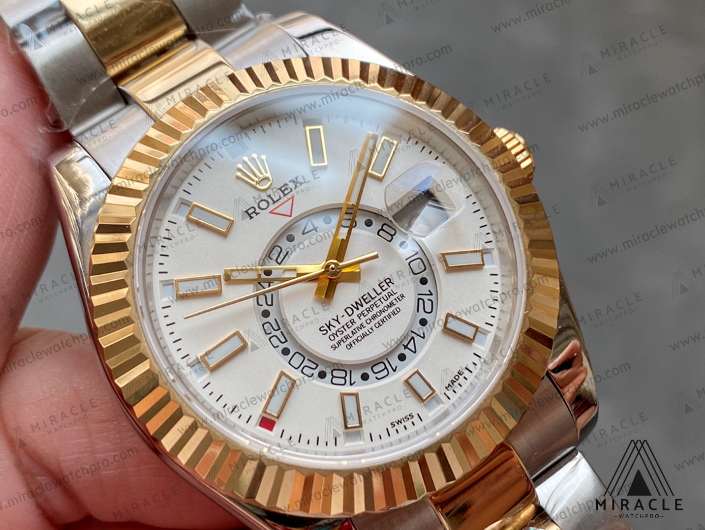 Replica Watch-ROLEX-Sky Dweller-REF.M326933-0009-ELITE CLONE-42MM