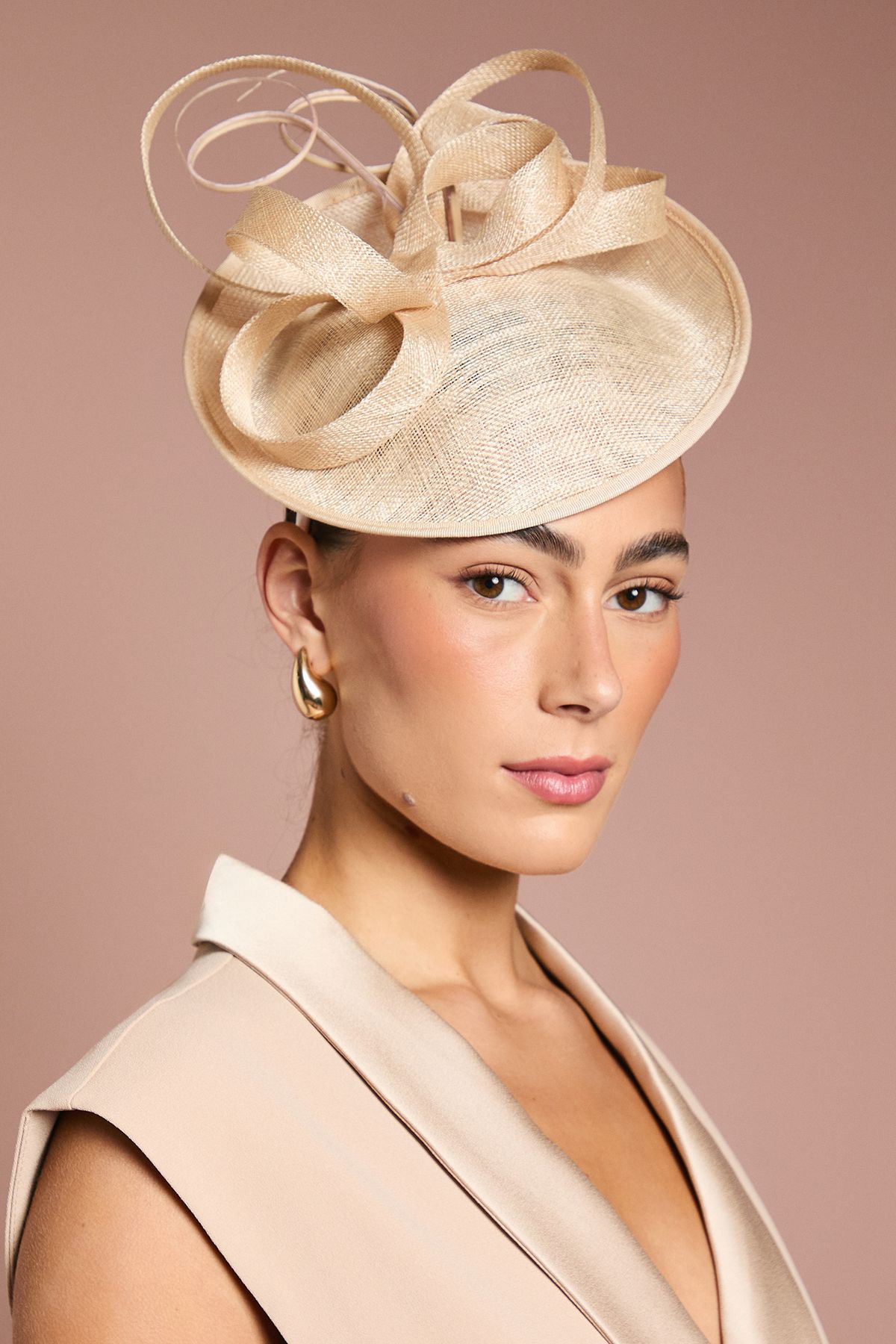 Coast Side Facing Structured Fascinator