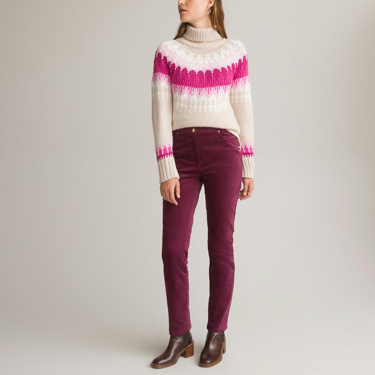 Pantalon droit en velours lisse