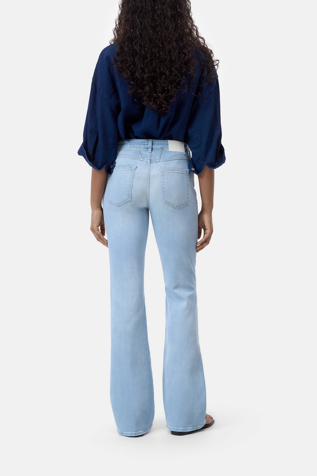Flared Jeans - Jovanna