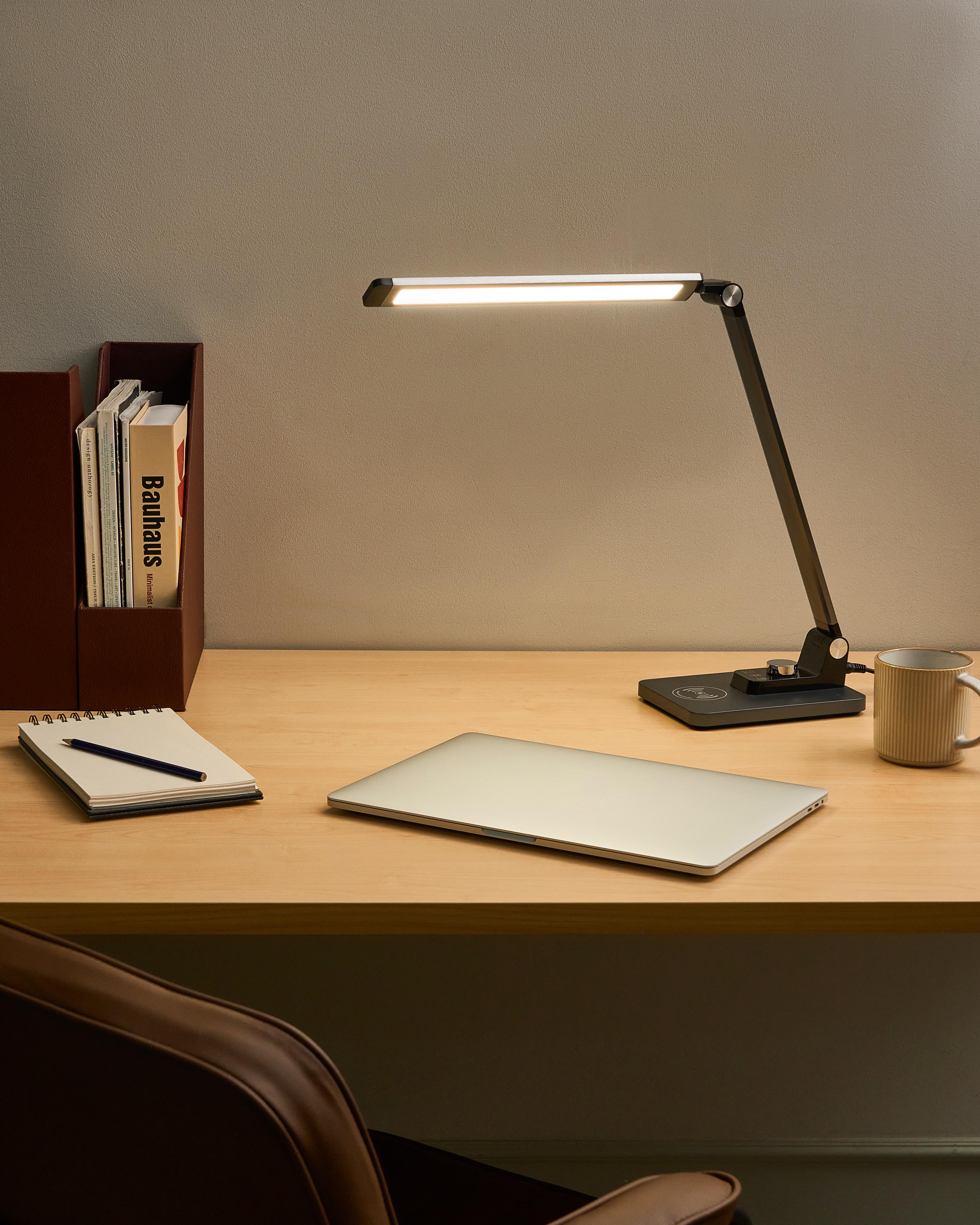 LED Desk Lamp ENIF with Wireless Charger Black