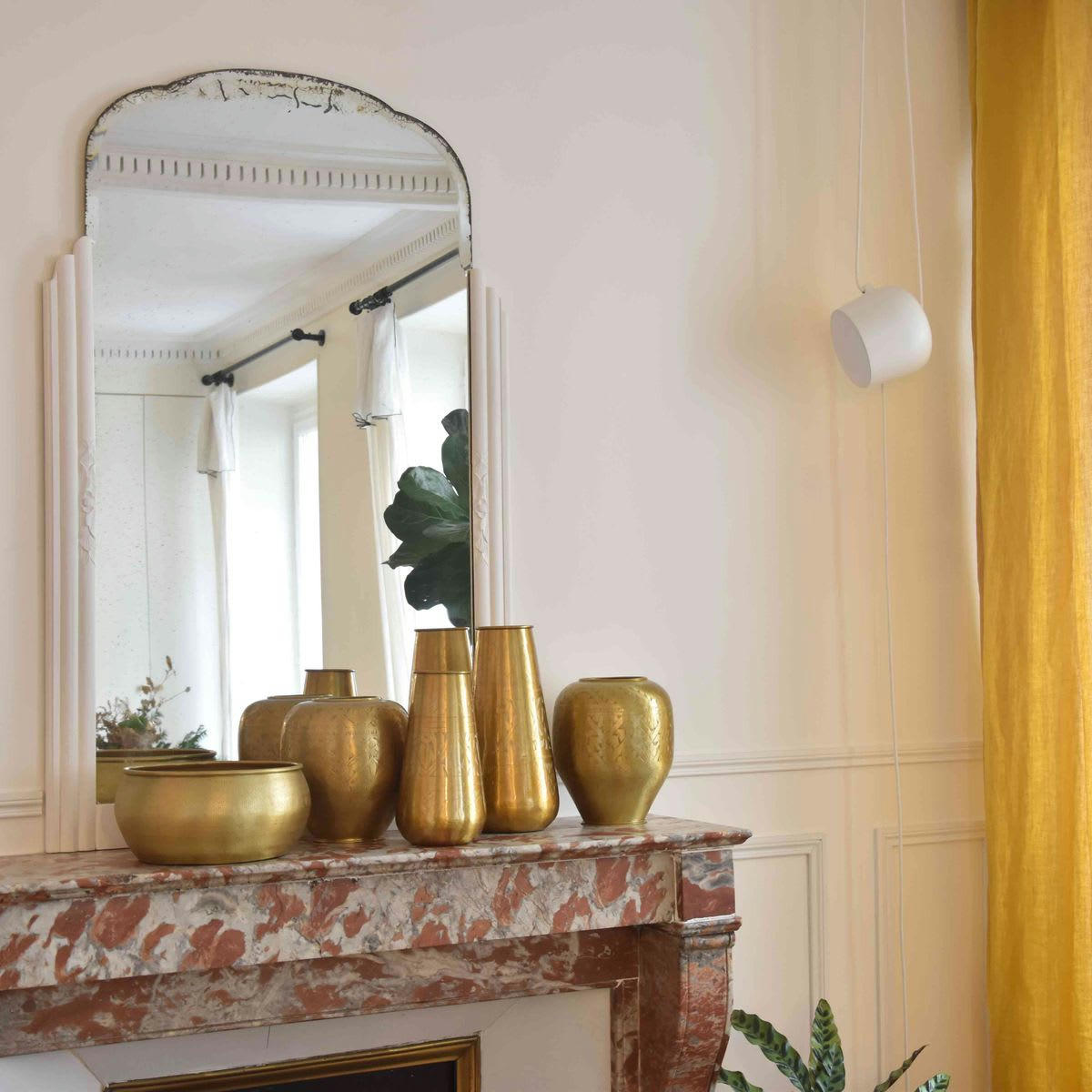 JAYA - Vase avec motifs gravés