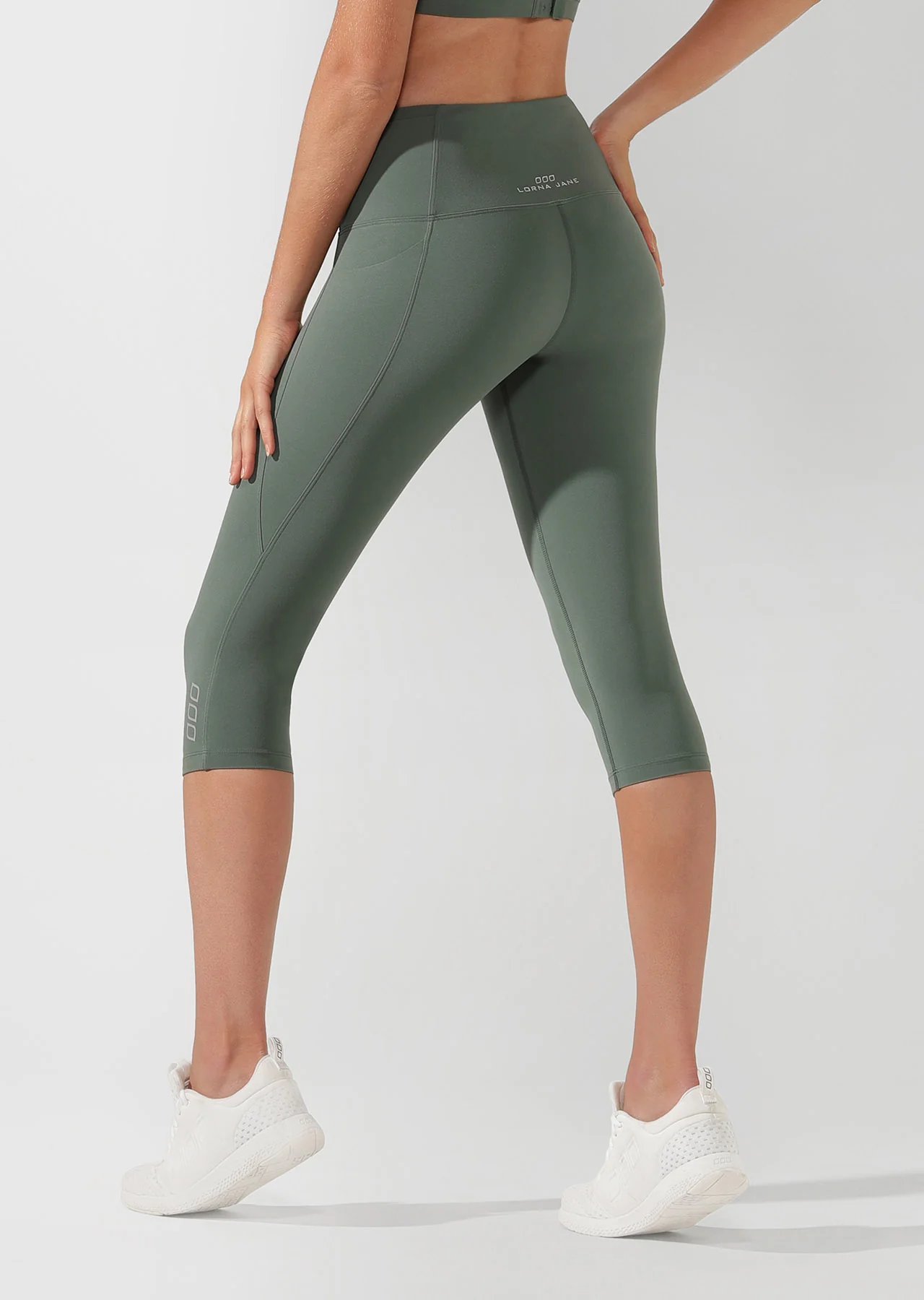 Move Core Phone Pocket 3/4 Tight